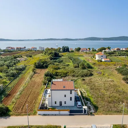 Vakantiehuis Luxus Jomani Bibinje
