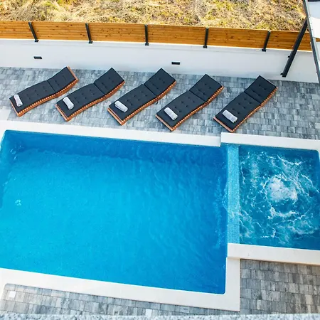 Luxus Jomani Vakantiehuis Bibinje