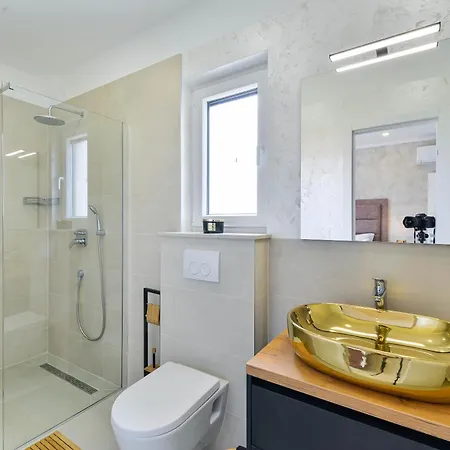 Luxus Jomani Holiday home